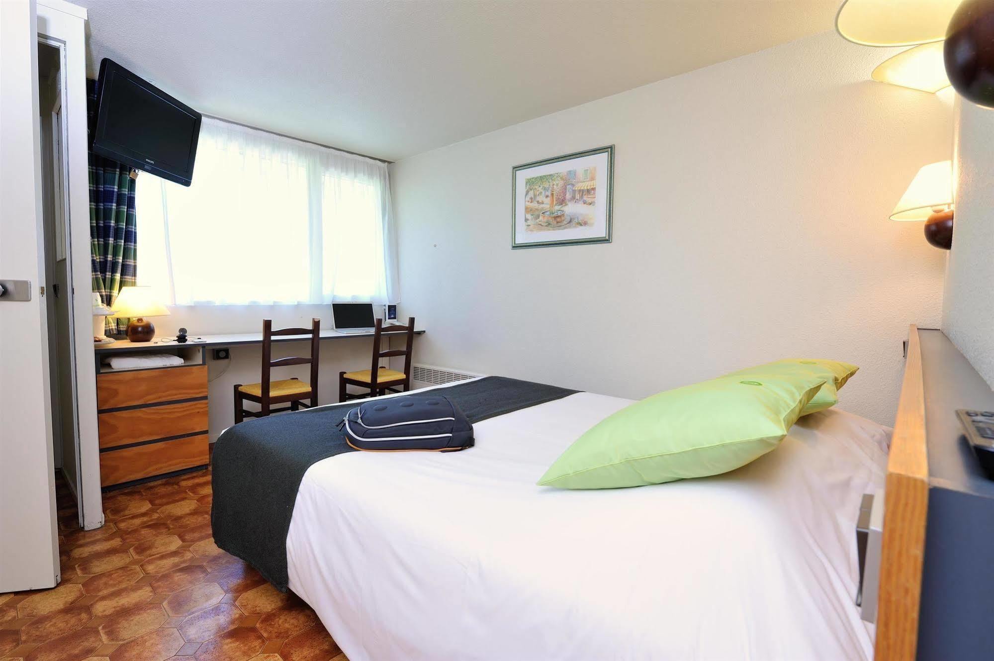 Brit Hotel Confort Nancy Lunéville Dış mekan fotoğraf