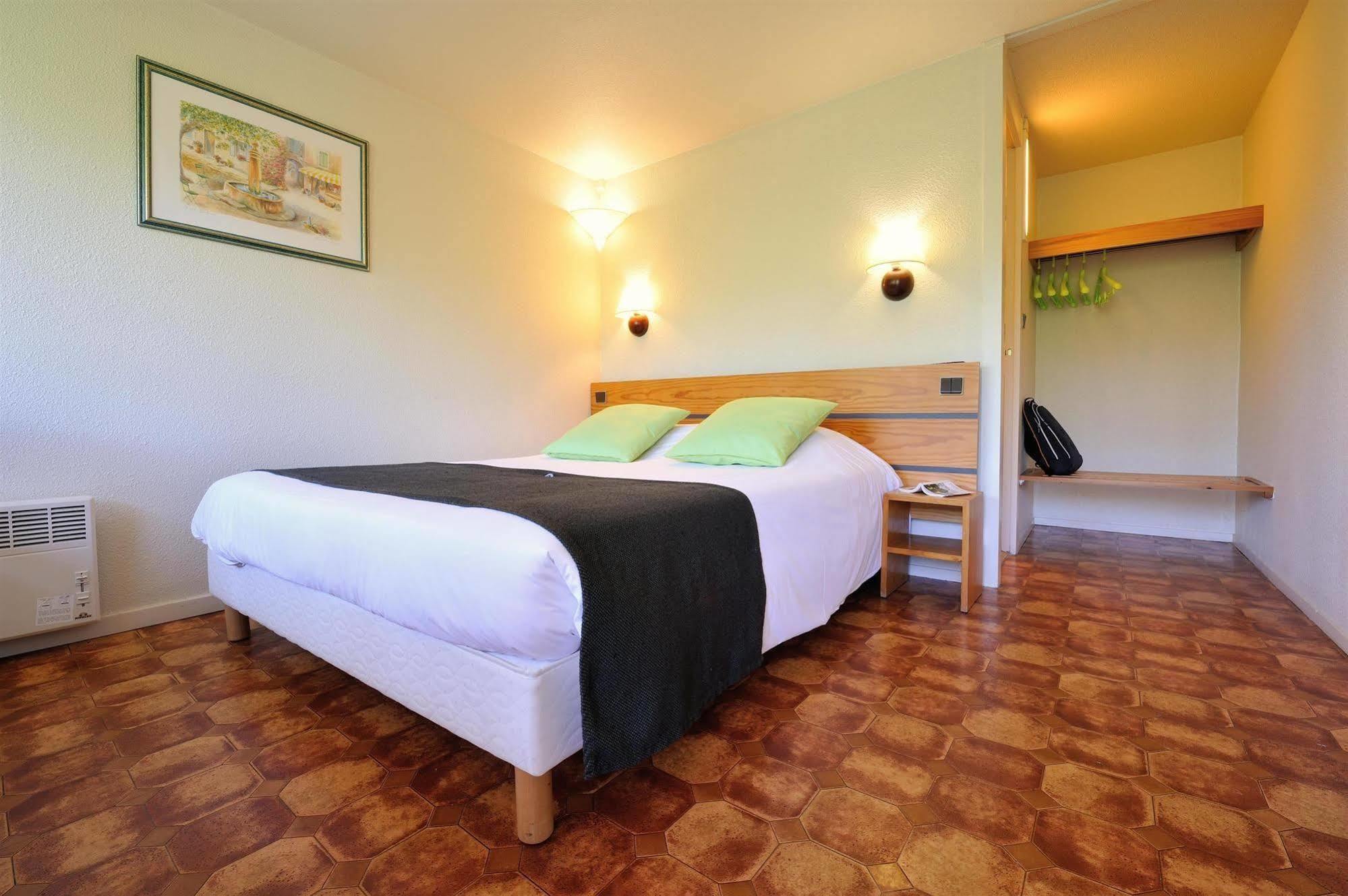 Brit Hotel Confort Nancy Lunéville Dış mekan fotoğraf